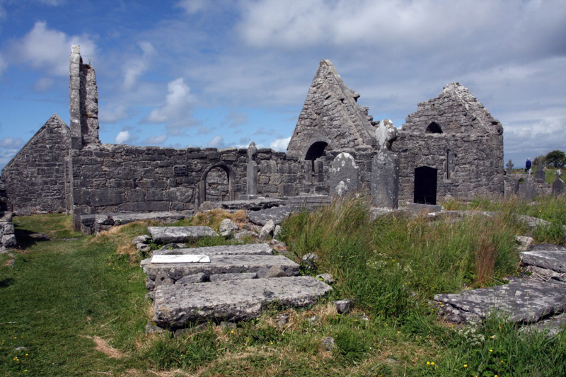 3-6 Ruines église04