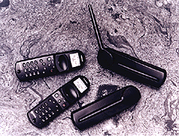 phones.gif (51958 octets)